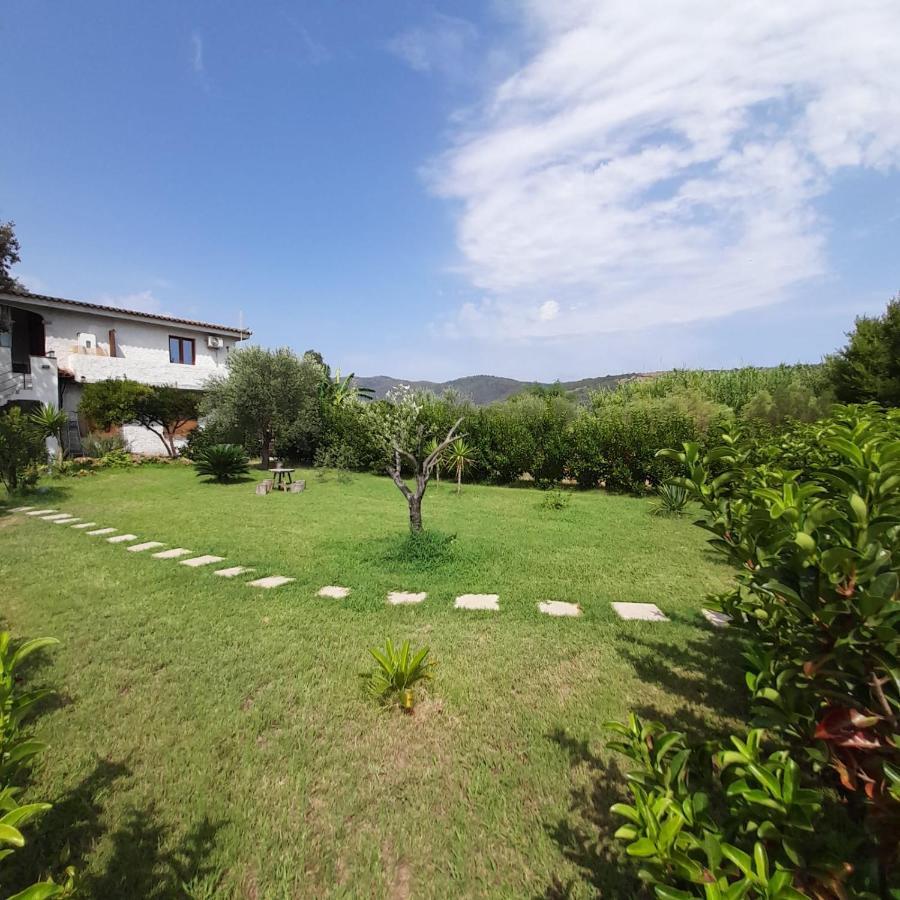 Santu Paulu Country House Posada (Sardinia) Exterior foto